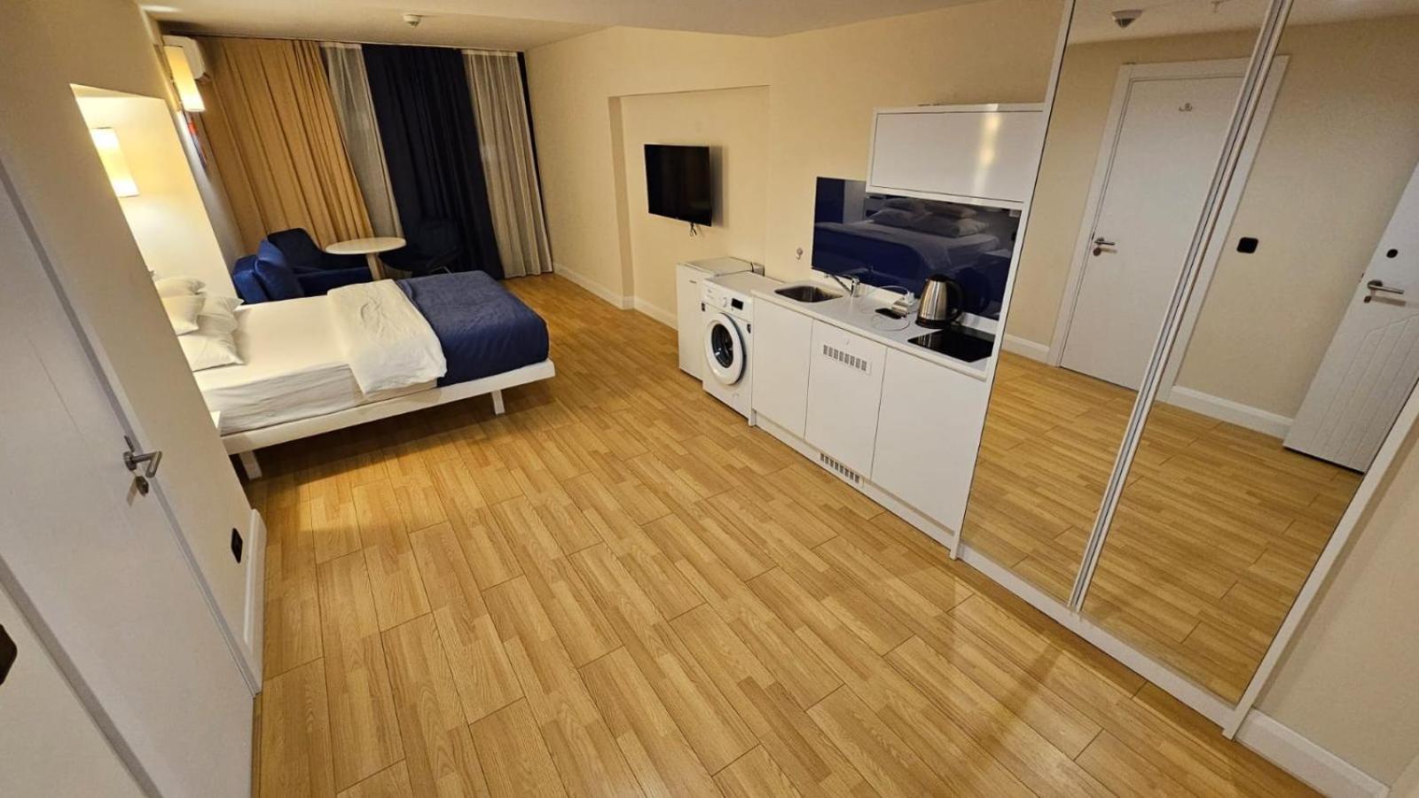 Orbi City Block A Floor 10 Room 40 Batumi Kültér fotó